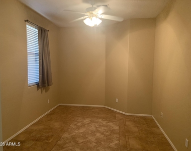 15246 W Jefferson Street - Photo Thumbnail 3