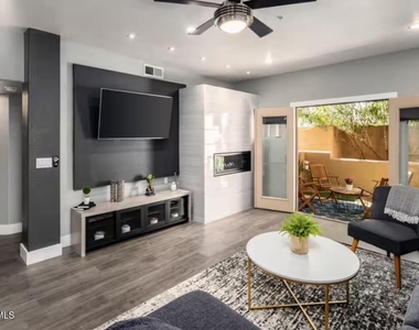 7021 E Earll Drive - Photo Thumbnail 2