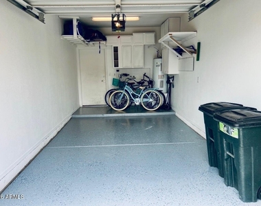 7021 E Earll Drive - Photo Thumbnail 23