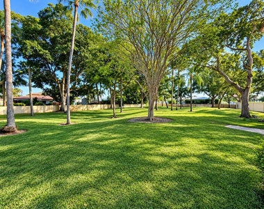 138 S Cypress Road - Photo Thumbnail 33