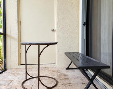 138 S Cypress Road - Photo Thumbnail 21