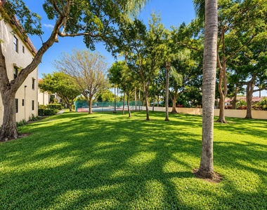 138 S Cypress Road - Photo Thumbnail 34