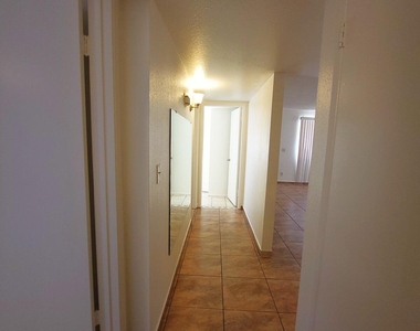 5714 W Virginia Avenue - Photo Thumbnail 6