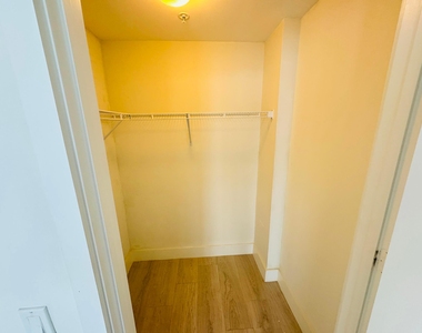 201 Sw 17th Road - Photo Thumbnail 18