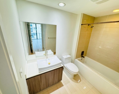 201 Sw 17th Road - Photo Thumbnail 16