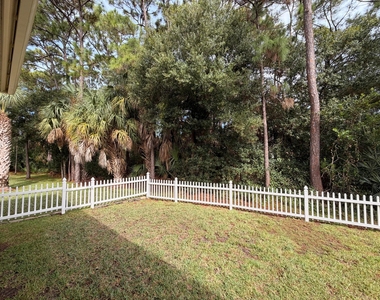 403 Nw Lyndhurst Court - Photo Thumbnail 50