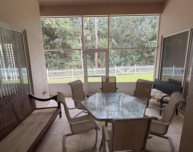 403 Nw Lyndhurst Court - Photo Thumbnail 54