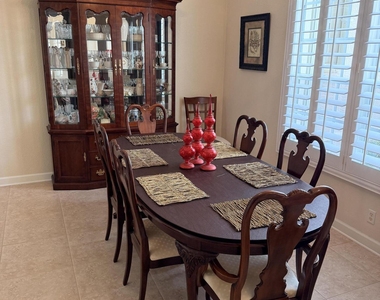 403 Nw Lyndhurst Court - Photo Thumbnail 12