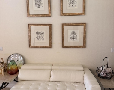 403 Nw Lyndhurst Court - Photo Thumbnail 14