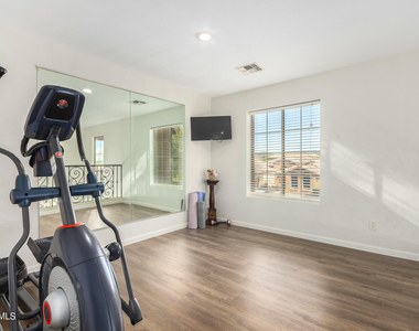 27306 N 37th Avenue - Photo Thumbnail 23
