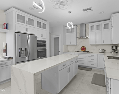 27306 N 37th Avenue - Photo Thumbnail 14