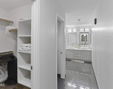 27306 N 37th Avenue - Photo Thumbnail 28