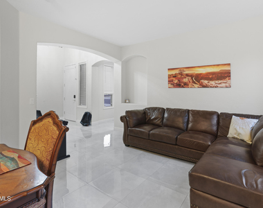 27306 N 37th Avenue - Photo Thumbnail 7