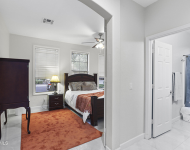 27306 N 37th Avenue - Photo Thumbnail 18