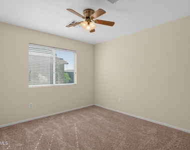 3026 W Ferruccio Place - Photo Thumbnail 2