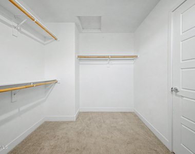 11466 S 176th Drive - Photo Thumbnail 19