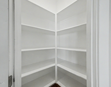 11466 S 176th Drive - Photo Thumbnail 12