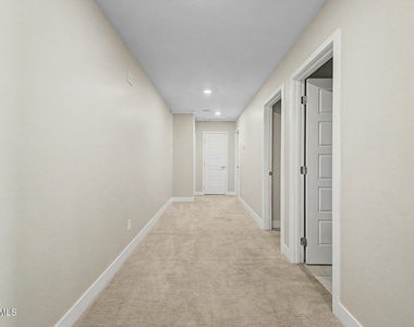 11466 S 176th Drive - Photo Thumbnail 28
