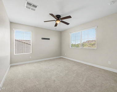 11466 S 176th Drive - Photo Thumbnail 26