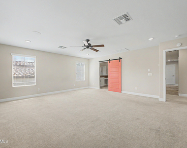 11466 S 176th Drive - Photo Thumbnail 15