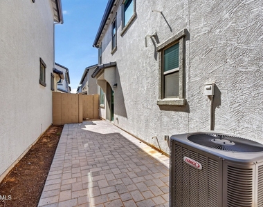 1707 S 82nd Way - Photo Thumbnail 22