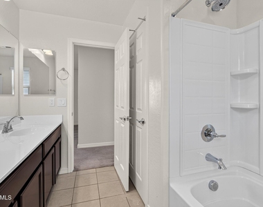 1707 S 82nd Way - Photo Thumbnail 14