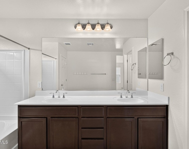 1707 S 82nd Way - Photo Thumbnail 17