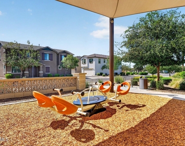 1707 S 82nd Way - Photo Thumbnail 26