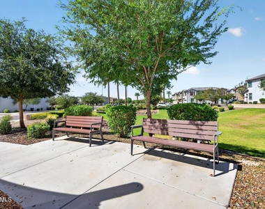 1707 S 82nd Way - Photo Thumbnail 27