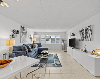 4500 N Flagler Drive - Photo Thumbnail 2