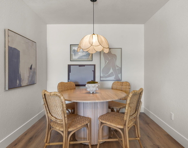 8649 E Royal Palm Road - Photo Thumbnail 4