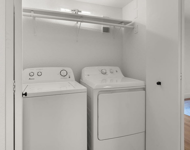 8649 E Royal Palm Road - Photo Thumbnail 17