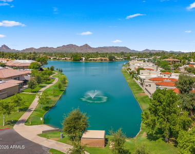 8649 E Royal Palm Road - Photo Thumbnail 26
