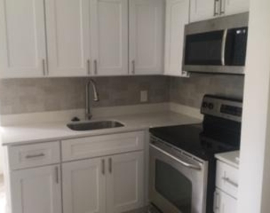 407 S Lakeside Drive - Photo Thumbnail 4