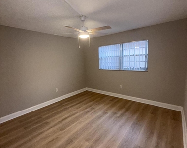 650 Sw 2nd Avenue - Photo Thumbnail 8
