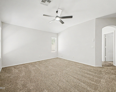 2930 S 161st Drive - Photo Thumbnail 17