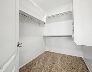 2930 S 161st Drive - Photo Thumbnail 21