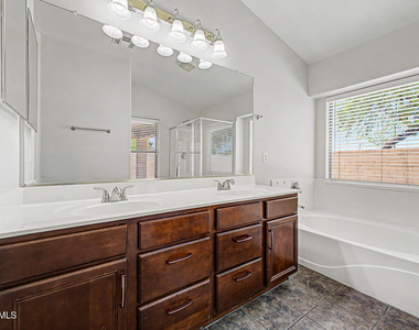 2930 S 161st Drive - Photo Thumbnail 19