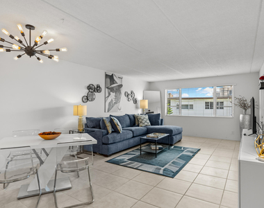 4500 N Flagler Drive - Photo Thumbnail 1