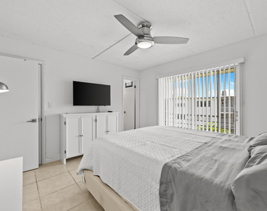 4500 N Flagler Drive - Photo Thumbnail 6