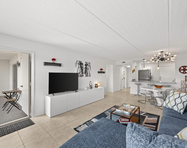 4500 N Flagler Drive - Photo Thumbnail 3