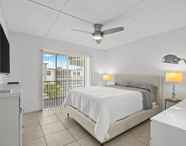 4500 N Flagler Drive - Photo Thumbnail 5