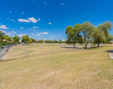 9941 W Tonopah Drive - Photo Thumbnail 36