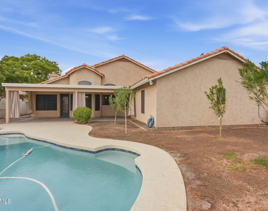 9941 W Tonopah Drive - Photo Thumbnail 32