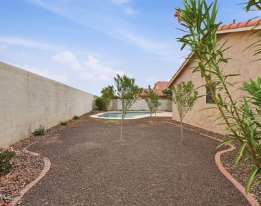 9941 W Tonopah Drive - Photo Thumbnail 31