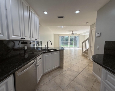 230 Fortuna Drive - Photo Thumbnail 13