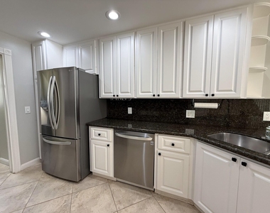 230 Fortuna Drive - Photo Thumbnail 11