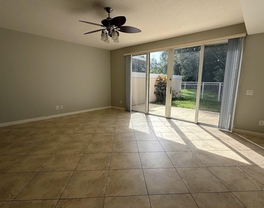230 Fortuna Drive - Photo Thumbnail 7