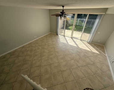 230 Fortuna Drive - Photo Thumbnail 8