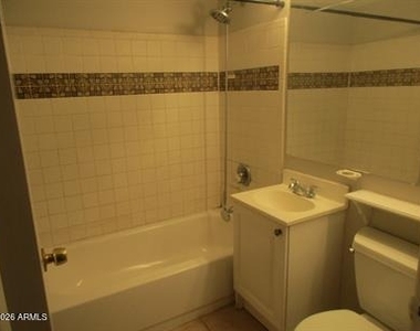 7221 E Granada Road - Photo Thumbnail 4